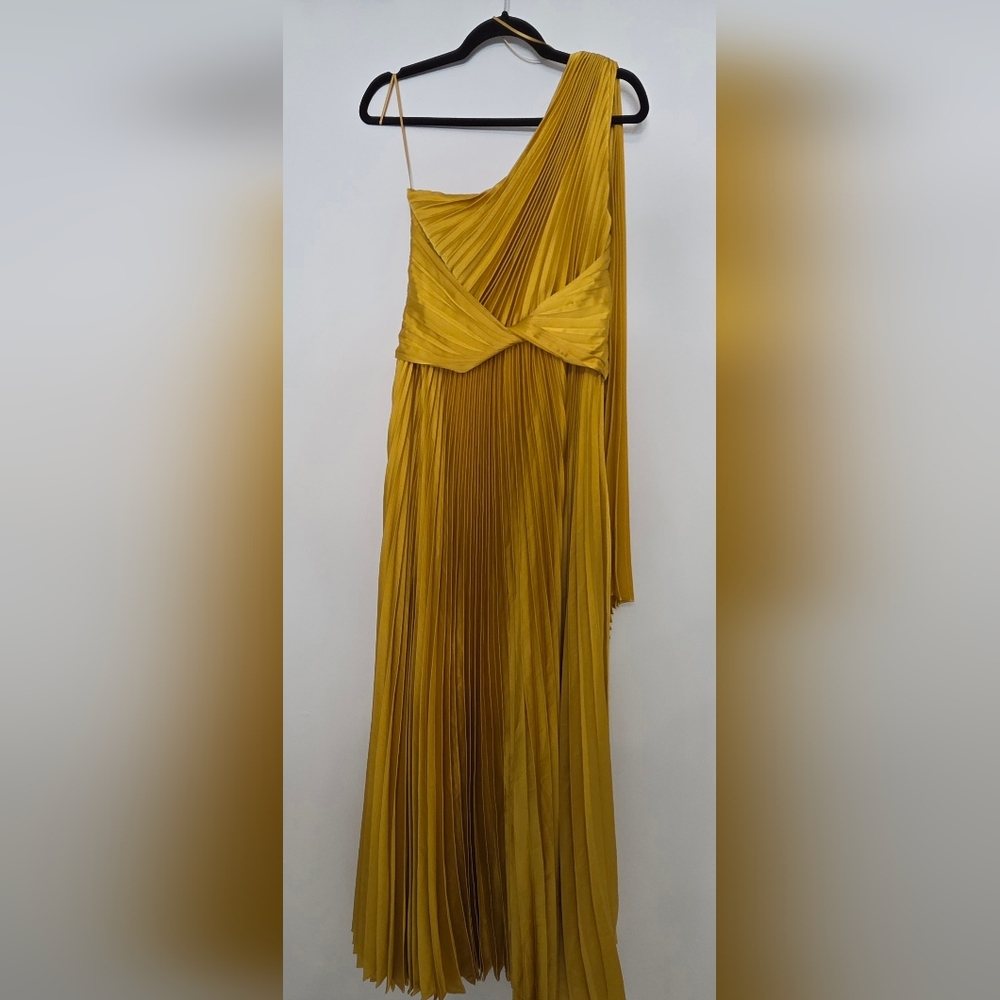 Luxxel One-Shoulder Pleated Gold Dress